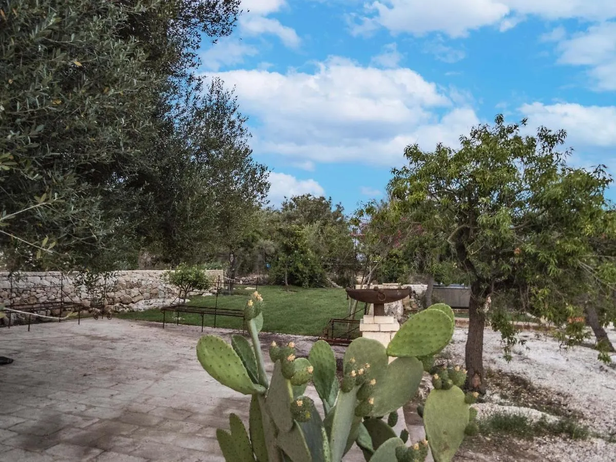 Casa Pizzuta Villa Noto 0*,